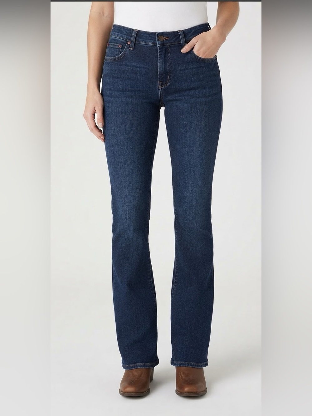 Wrangler Women's Dark Indigo Boot Cut Jeans Size 10M